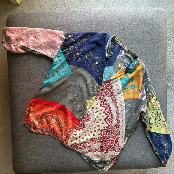 Johnny Was Adelaide 100% Silk Patchwork Long Sleeve Button Down Blouse Small - Picture 2 of 6